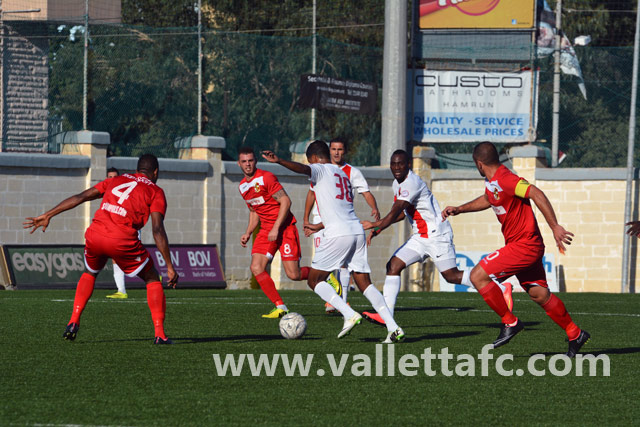 Valletta vs Naxxar L